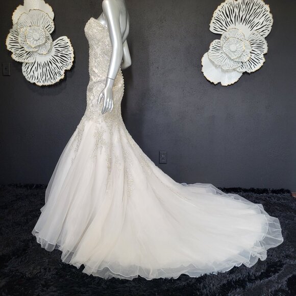 NWT~$3299~ALLURE BRIDAL~SZ 2/4~CHAMPAGNE STRAPLESS FIT & FLARE WEDDING DRESS - Picture 11 of 16